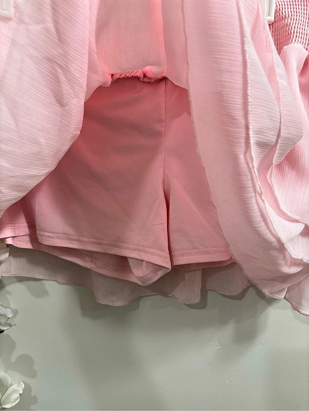 High Rise Pink Ruffle Skort Size Medium - Picture 4 of 6